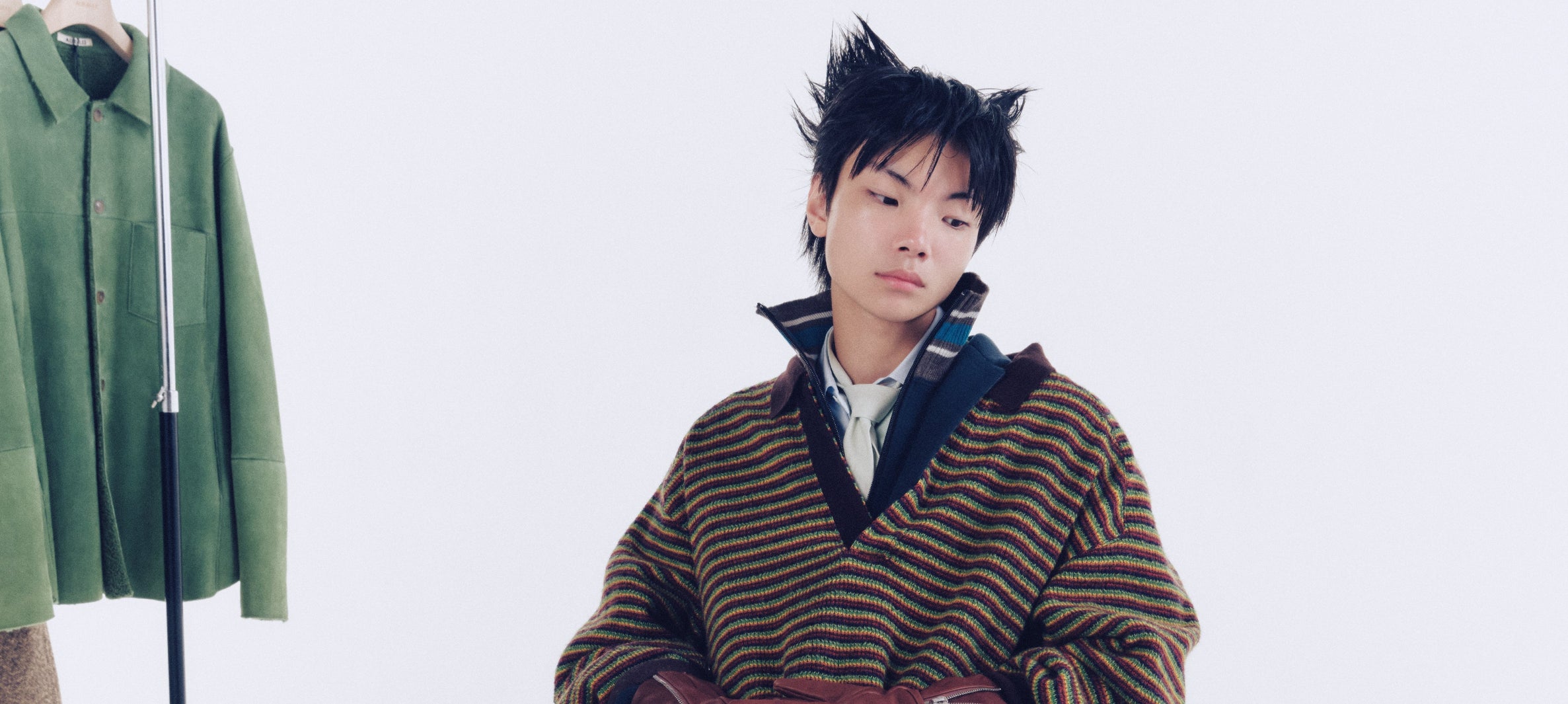 「LOCKED IN MY ROOM」